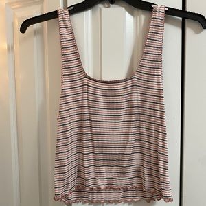 AEO Tank Size L